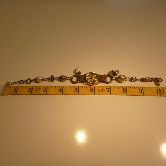 3 Unique and Functioning Watches - Picture 11 of 16